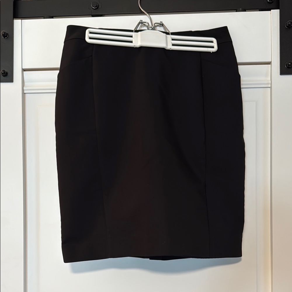Suit skirt